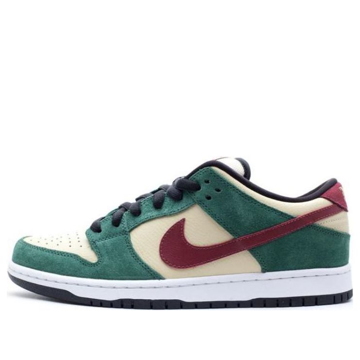 Nike Dunk Low Pro SB 'Vegas Gold'  304292-700 Classic Sneakers