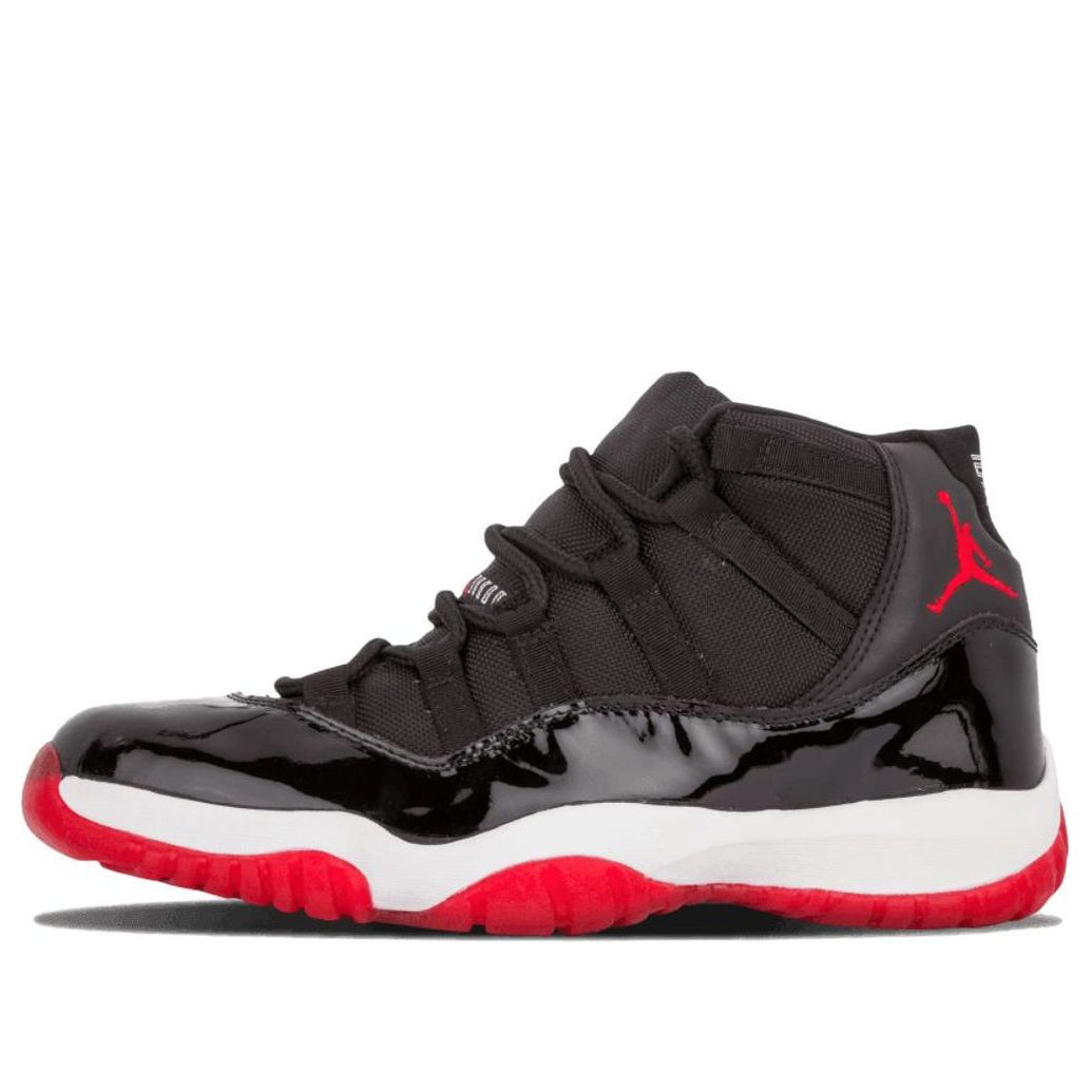 Air Jordan 11 Retro 'Bred' 2001  136046-061 Classic Sneakers